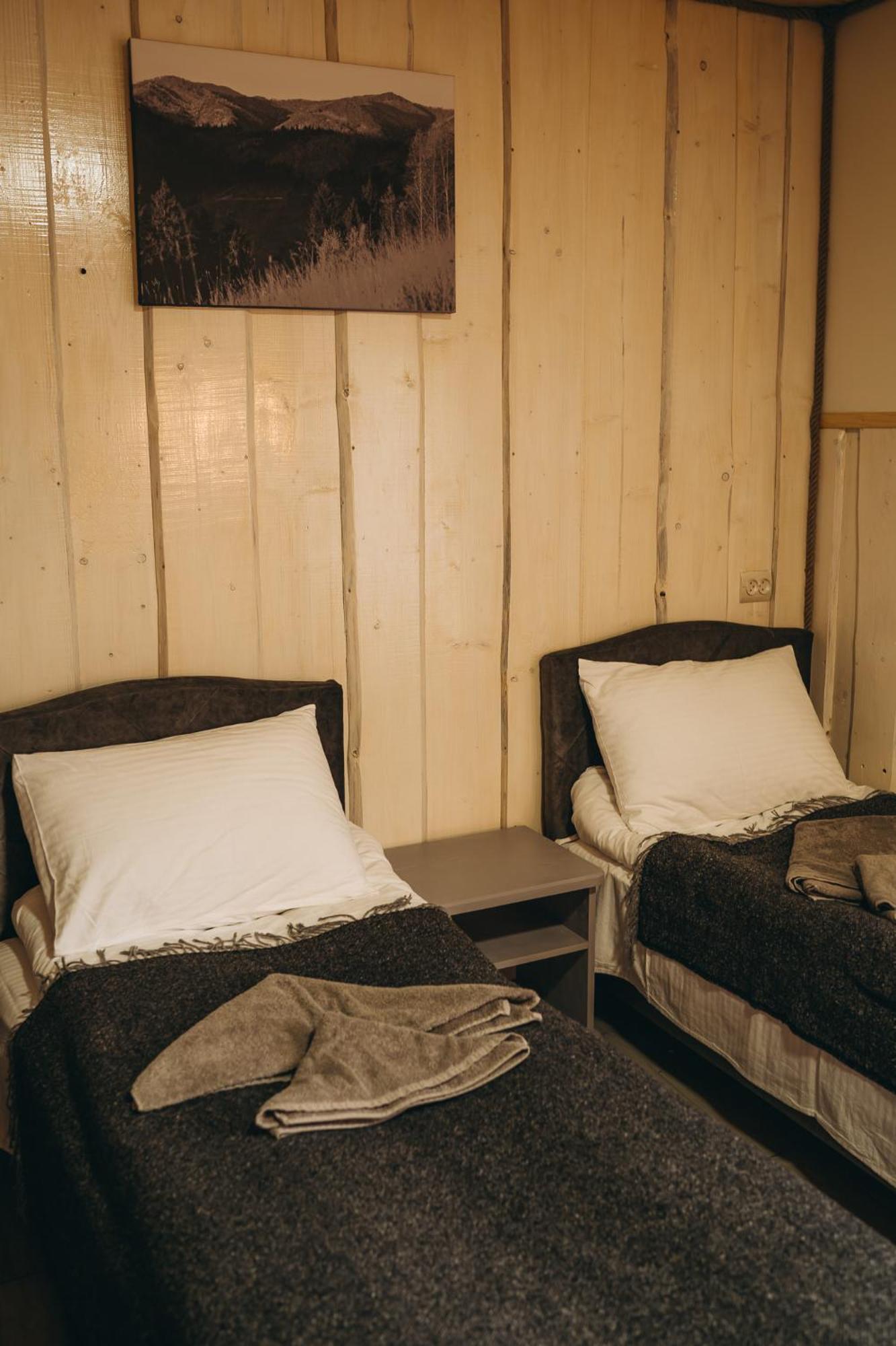 Sv Hotel&Camp Lazeshchyna Eksteriør billede