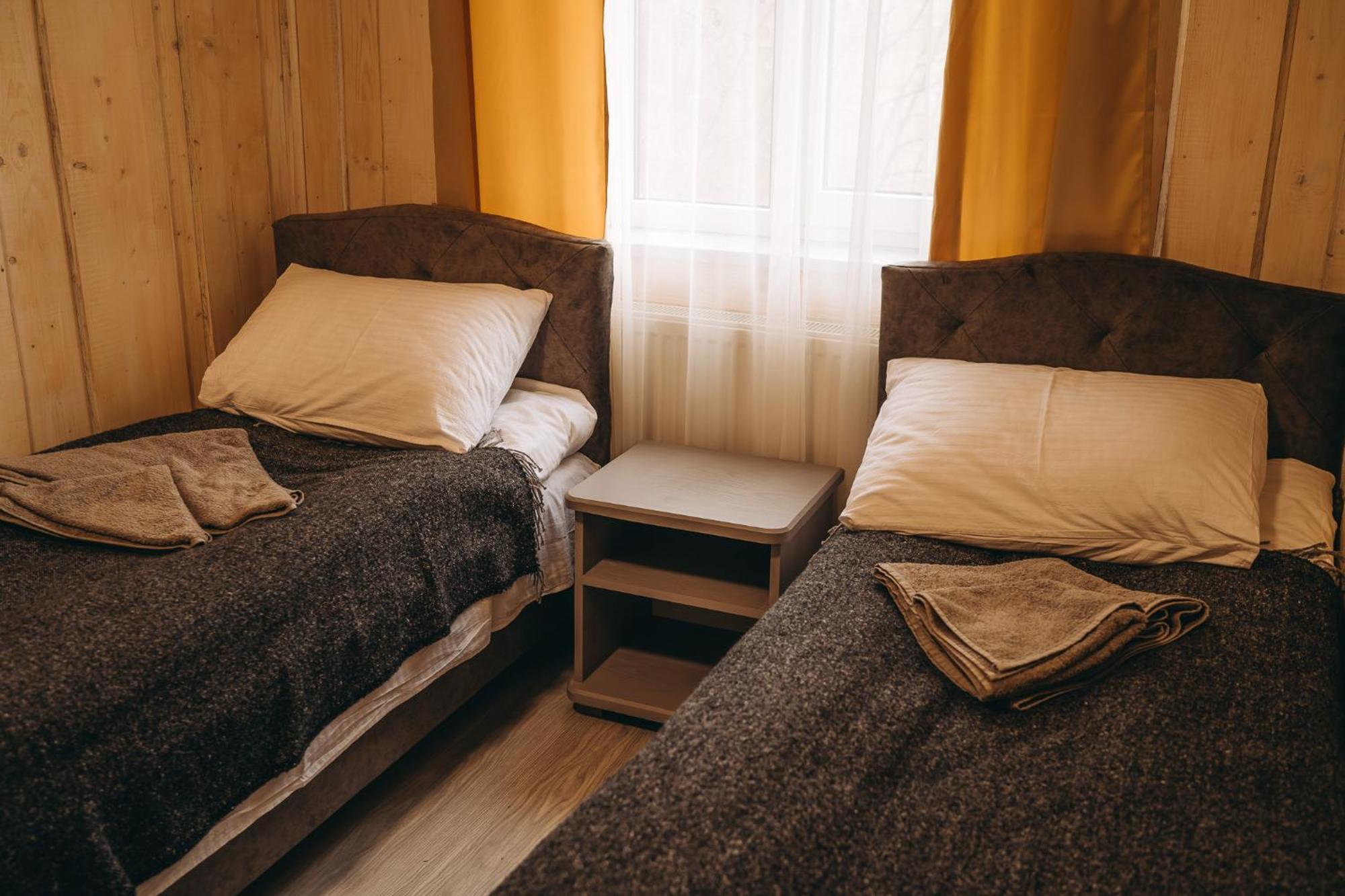 Sv Hotel&Camp Lazeshchyna Eksteriør billede