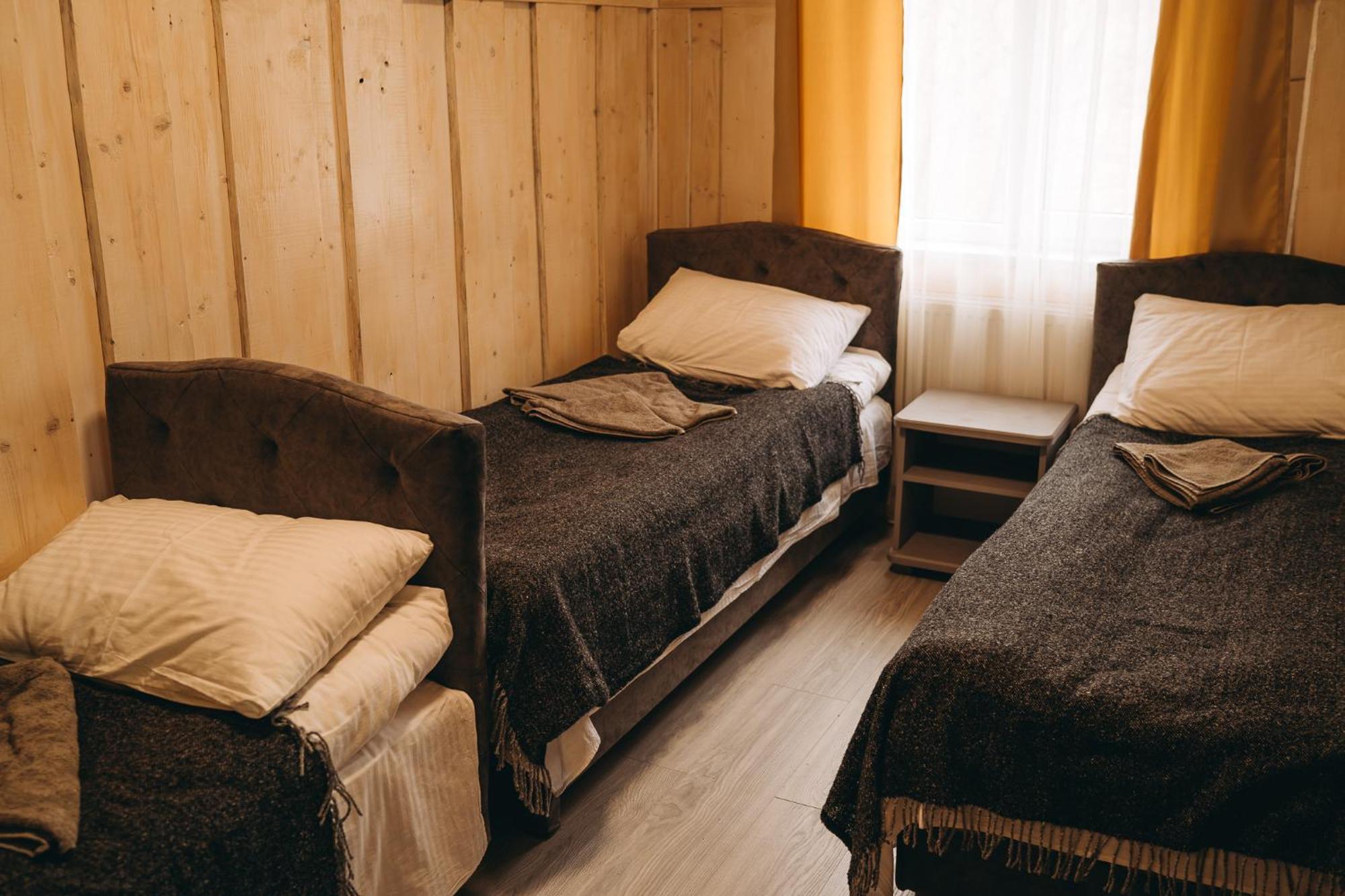 Sv Hotel&Camp Lazeshchyna Eksteriør billede