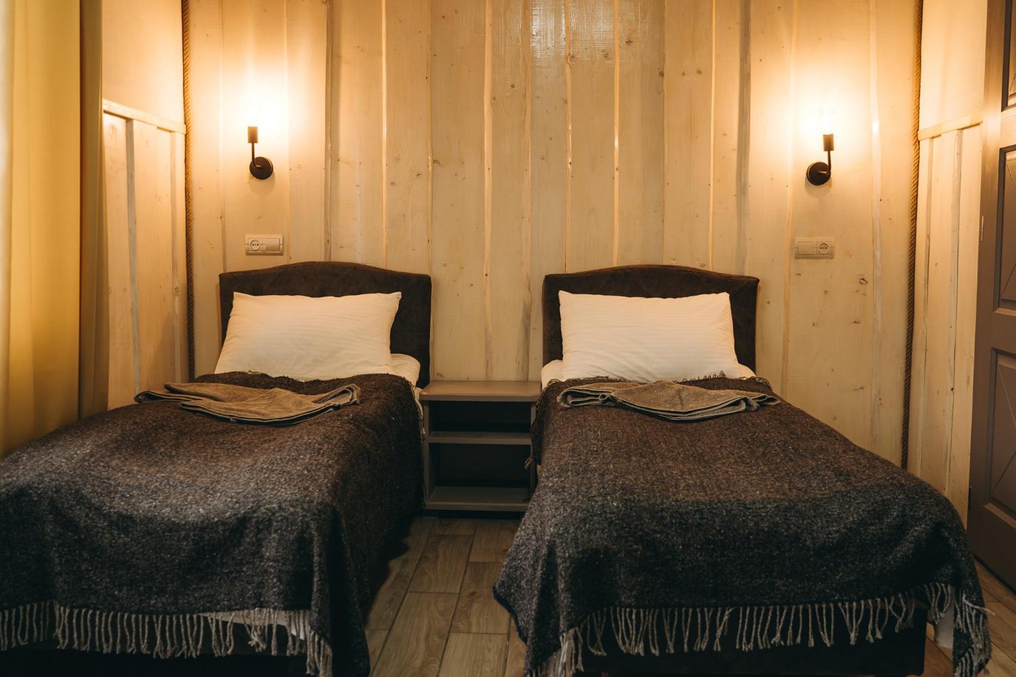Sv Hotel&Camp Lazeshchyna Eksteriør billede