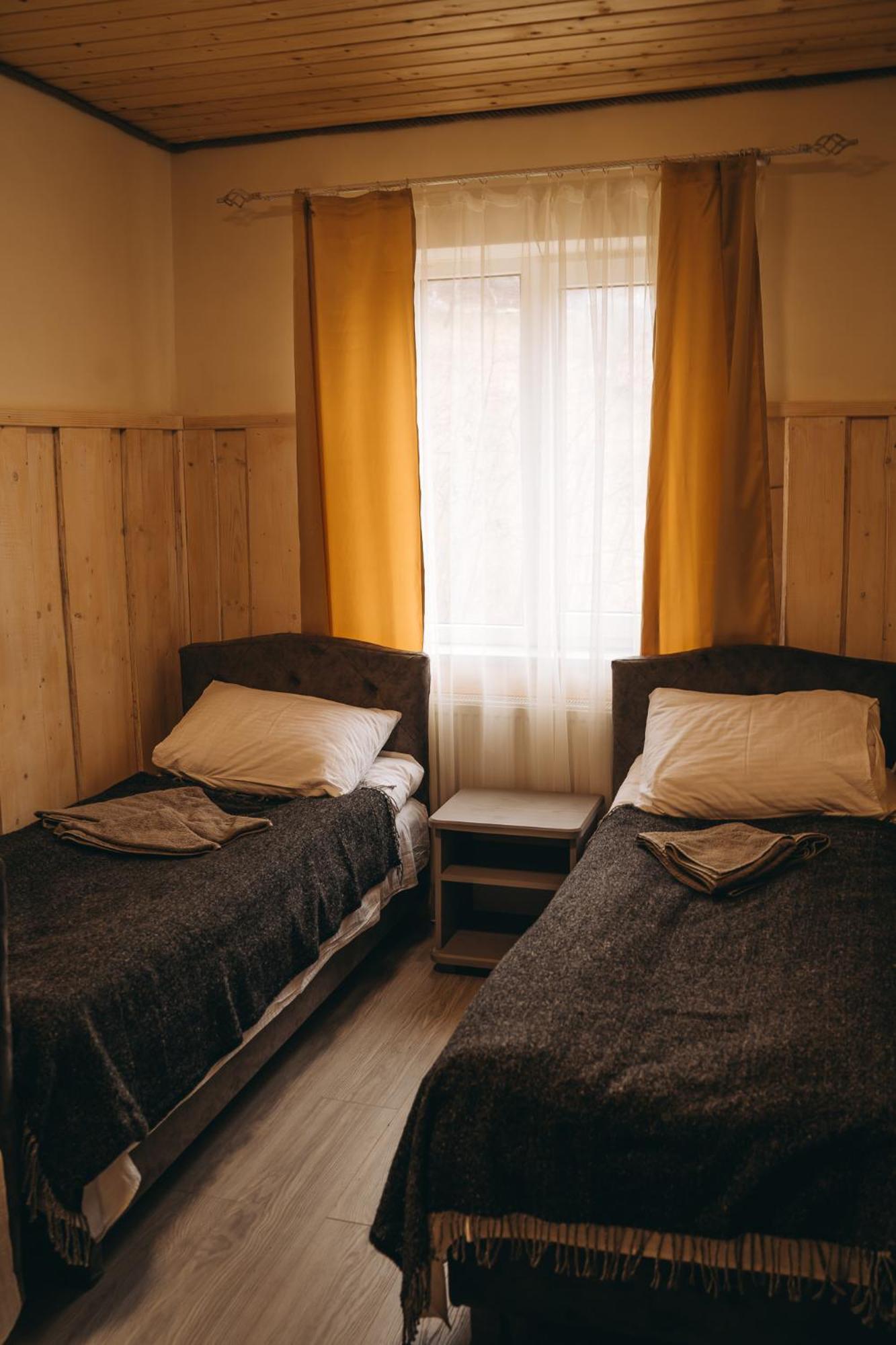 Sv Hotel&Camp Lazeshchyna Eksteriør billede