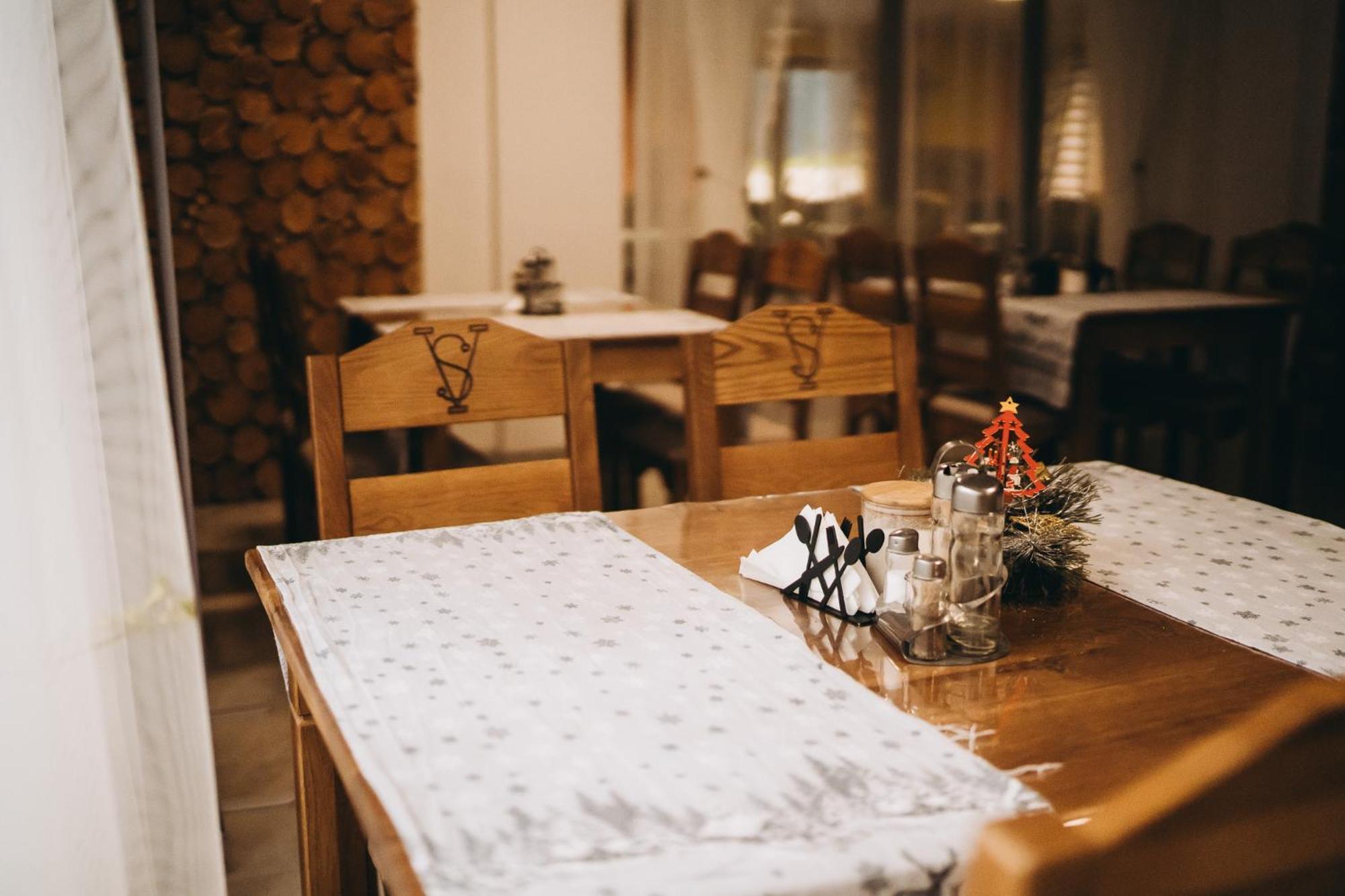 Sv Hotel&Camp Lazeshchyna Eksteriør billede